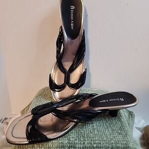 Etienne Aigner Black Kitten Heel Sandals Slip On Woven Strap Mules Sz 10